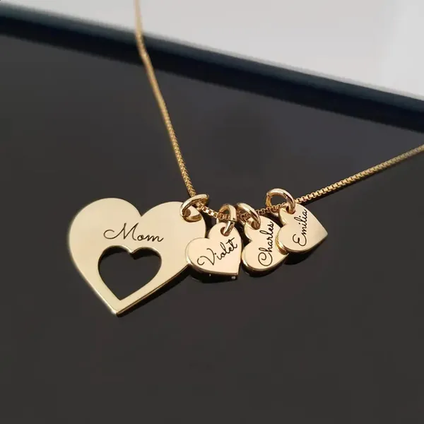 Personalized Jewelry for Mom