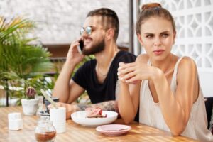 How to Deal With Love Bombing
