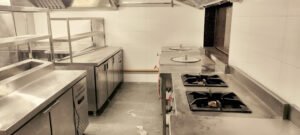 commercial-kitchen-equipment-in-delhi (1)