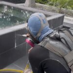 swimming pool tile cleaning service