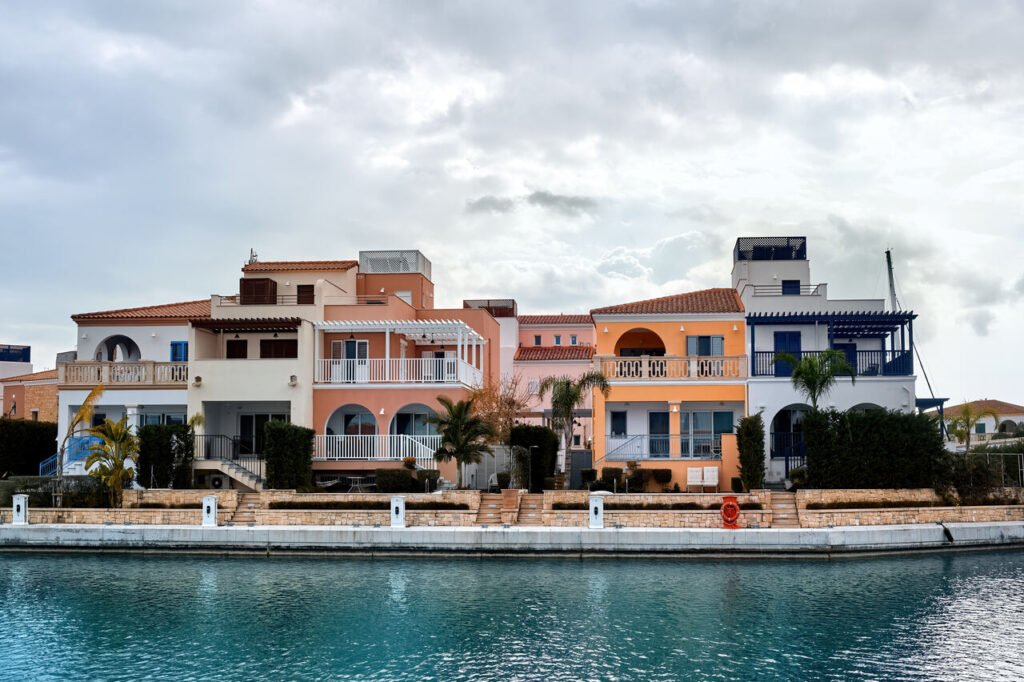 Building Coastal Luxury How to Select the Best Custom Home Builder in Dana Point