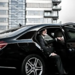 Quiet Luxury on Wheels: Understanding Black Car Service Fullerton Riders Choose for Comfort and Reliability