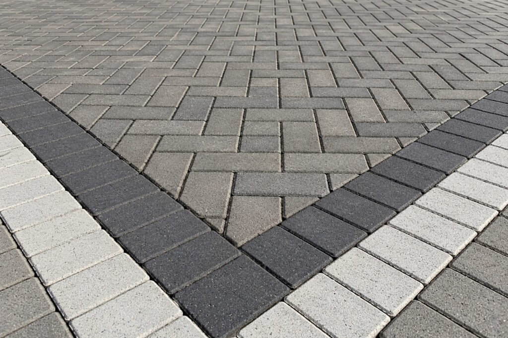 Block Paving Maintenance Tips for a Cleaner Driveway