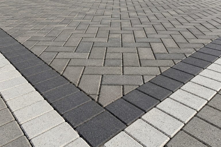 Block Paving Maintenance Tips for a Cleaner Driveway